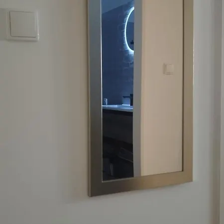 Morava 5 Manzelska Postel A Postel Pro 3 Osobu, Parkovani Zdarma Safarikova 855 Hotel apartamentowy 3*
